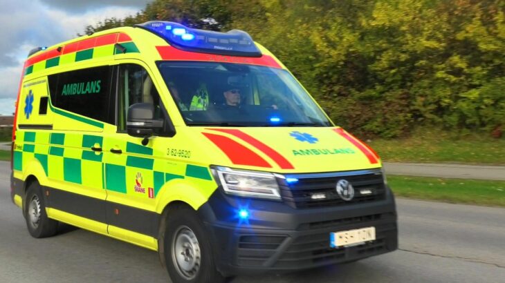 premedic SJÖBO ambulans 9520 i utryckning rettungsdienst auf Einsatzfahrt 緊急走行 救急車