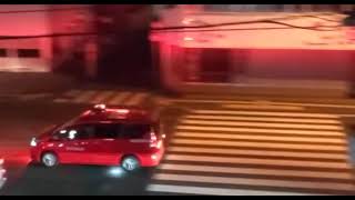 消防車　緊急走行