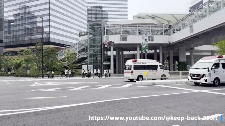 大阪市消防局・救急車(緊急走行)