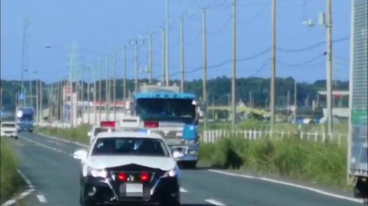 取締り　速度超過　レーザーパトカー