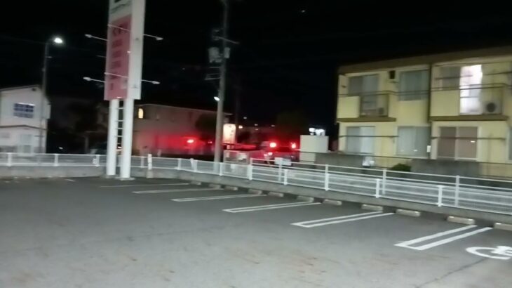 救急車 緊急走行中