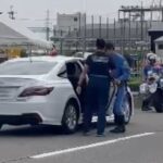 🚨ながらスマホの自転車検挙の一部始終🚨覆面パトカー🚨白バイ🚨兵庫県警🚨寸劇🚨