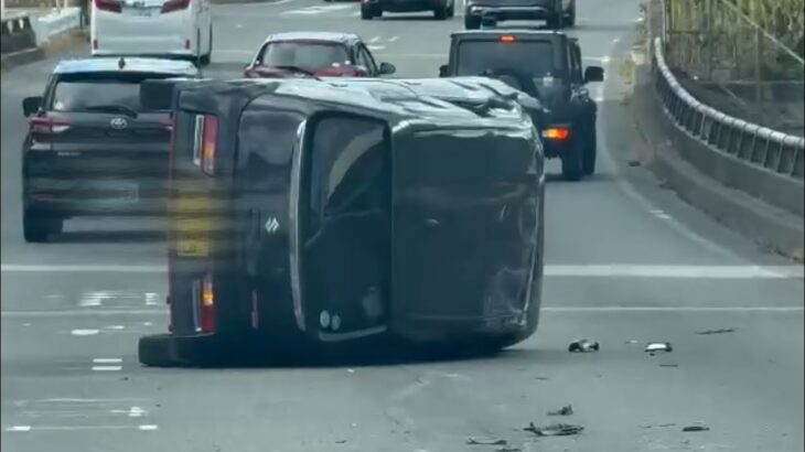 🚨衝撃🚨とんでもない多重事故に遭遇🚨この後110番通報しました🚨