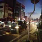 沖縄県警年末年始特別取締り強化月間警らパトカー2台と覆面パトカー１台緊急走行