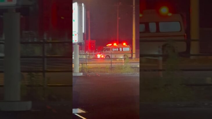 2025/12/25メリークリスマスプレゼントハピハピ🎁救急車緊急走行🦺🚨🚑