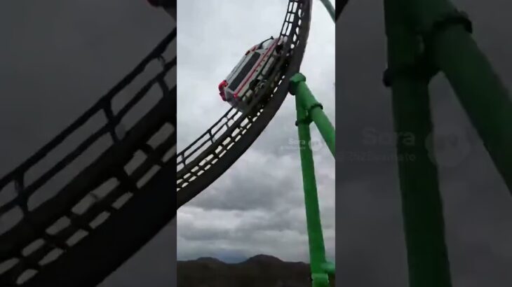 #救急車 #ジェットコースター roller coaster を緊急走行する。 02  #ambulans #ambulance  #sora2 #ai動画 #aishorts