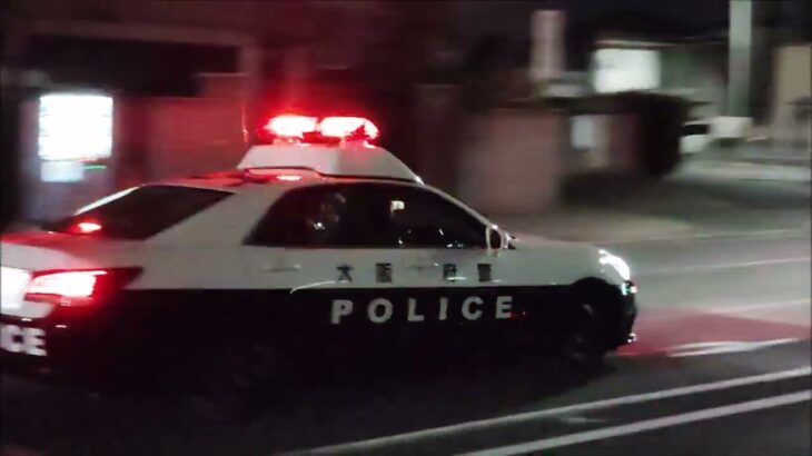 【パトカー緊急走行２連発】昼夜問わず緊急走行で現場へ急行する、大阪府警のソリオ、クラウン