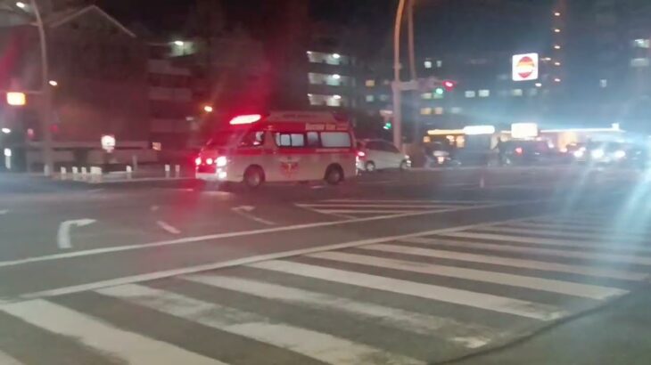 【緊急走行】米盛病院高度救命救急センタードクターカー
