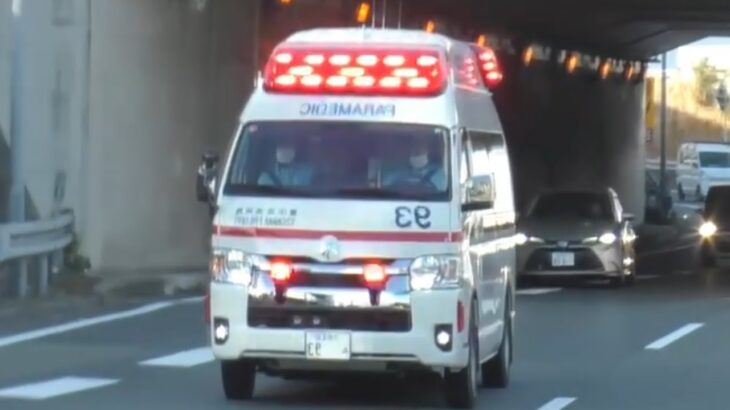 🚨響き渡るサイレン🚨救急車🚨緊急走行🚨　#救急車