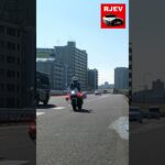 エグすぎる白バイ加速！思わず二度見するスピード