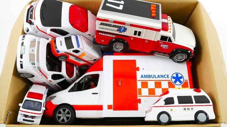 救急車のミニカーが走る！下り坂疾走 緊急走行訓練☆A miniature ambulance car runs! Downhill emergency driving training ☆
