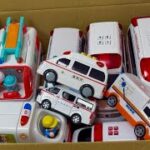 救急車のミニカー走る☆緊急走行テスト☆坂道走る｜ Ambulance miniature car runs! Emergensy driving test