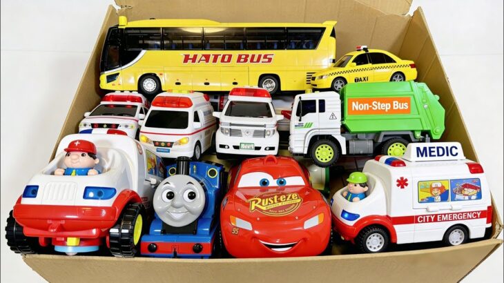 パトカーと救急車のミニカーズが坂道走行☆緊急走行テスト！Emergency Police & Ambulance Minicars Slope Run