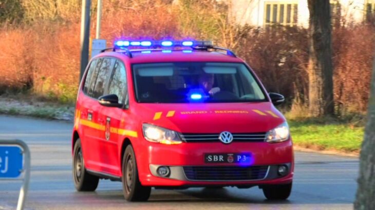 SLAGELSE brand & redning (M2+V1+P3) ABA brandbil i udrykning Feuerwehr auf Einsatzfahrt 緊急走行 消防車