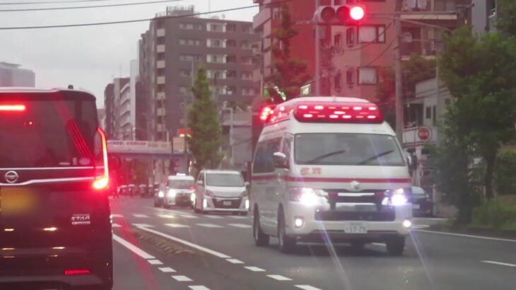 横浜市消防局西消防署境之谷消防出張所救急車 緊急走行