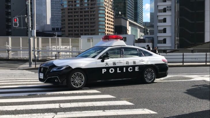 【緊急走行】中津の交差点を右折！大阪府警   パトカー