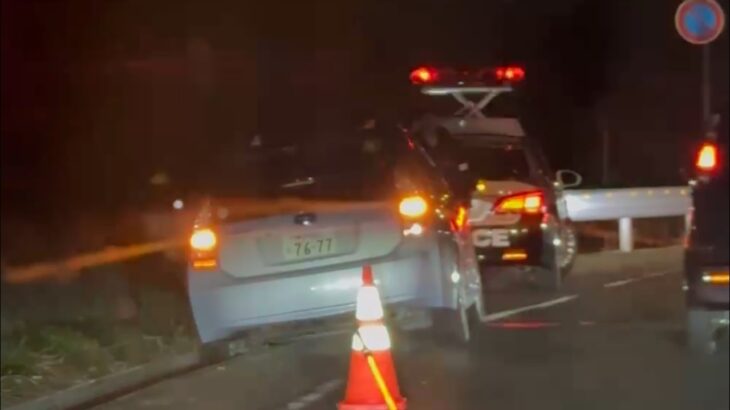 🚨側溝にハマるプリウス😳😳😳🚨パトカー🚨兵庫県警🚨 #プリウス