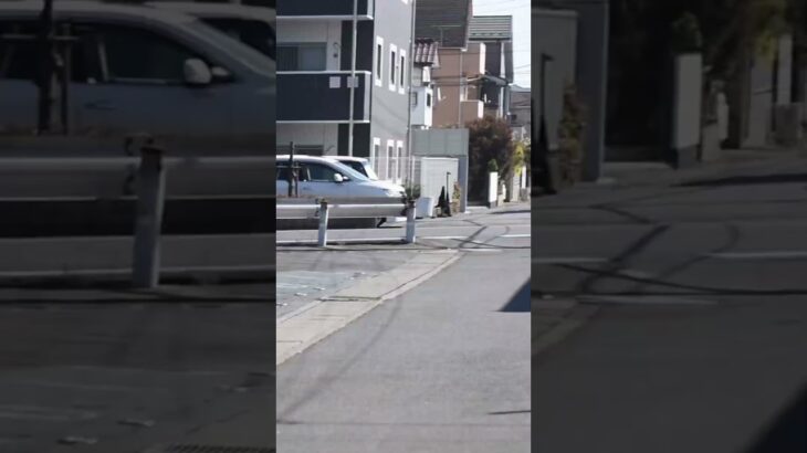 【中高層火災入電】越谷市消防局　消防車　間久里1。緊急走行シーン！　警鐘あり。