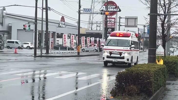 小山市消防本部　小山市消防署　小山救急13   緊急走行