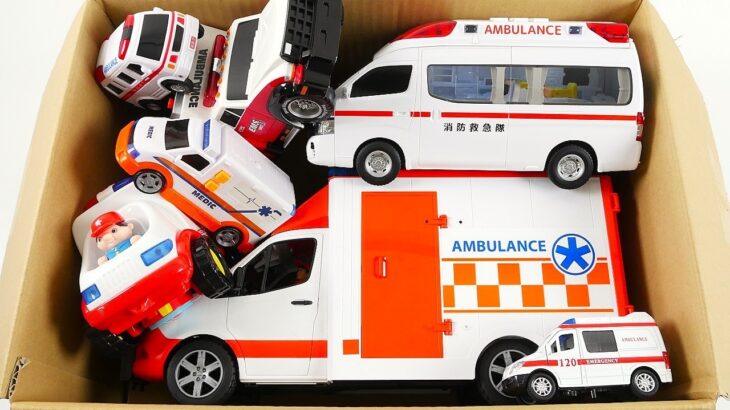 たくさんの救急車ミニカーが緊急走行訓練！サイレン音☆Emergency driving training with lots of miniature ambulances! Siren sound☆