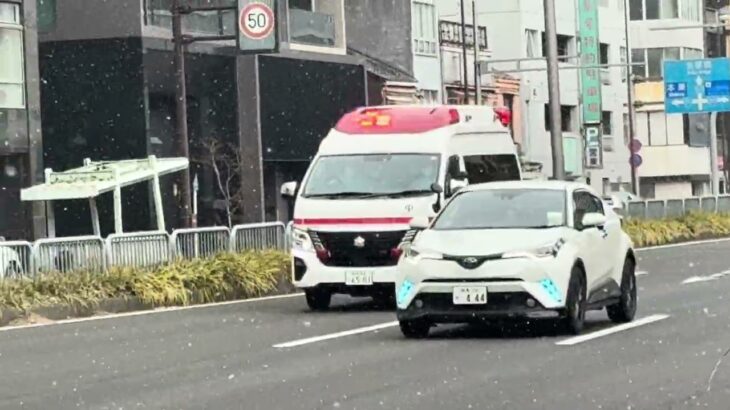 岐阜市消防本部　岐阜中消防署　パラメディック救急車　緊急走行