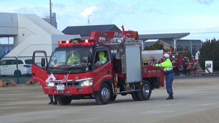 宇多津町消防団 資機材搬送車　緊急走行