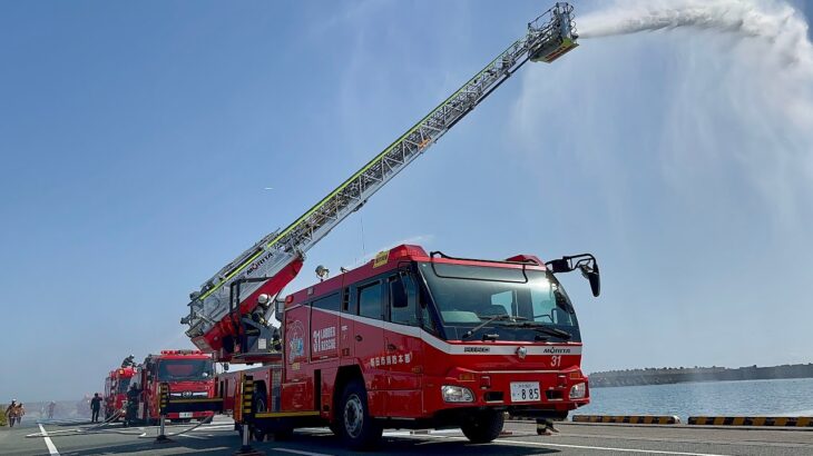 磐田市制施行20周年「防火・防災EXPO」陸上演習(一斉放水)