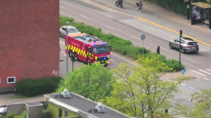 AIR CLIPS fire & rescue combivideo brandbil og ambulance i udrykning feuerwehr einsatzfahrt 緊急走行 消防車