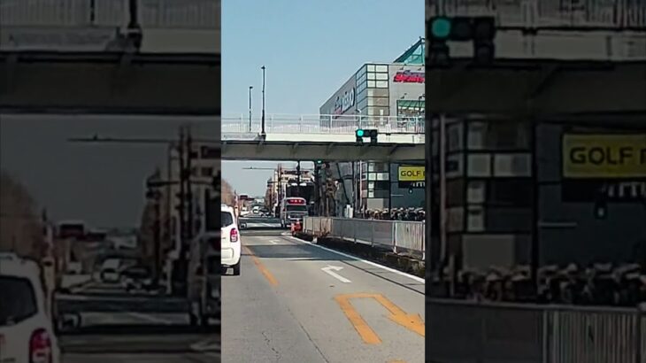 榊原記念病院の高規格救急車モービルCCU