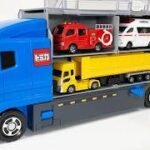 救急車のミニカーが走る! 緊急車両 坂道 サイレン音☆Miniature ambulance car running! Emergency vehicle hill siren sound