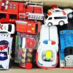 救急車のミニカーが走る! 緊急車両 坂道 サイレン音☆Miniature ambulance car running! Emergency vehicle hill siren sound