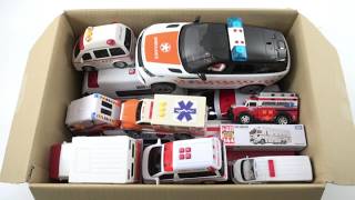 救急車のミニカーが走る! 緊急車両 坂道 サイレン音☆Miniature ambulance car running! Emergency vehicle hill siren sound