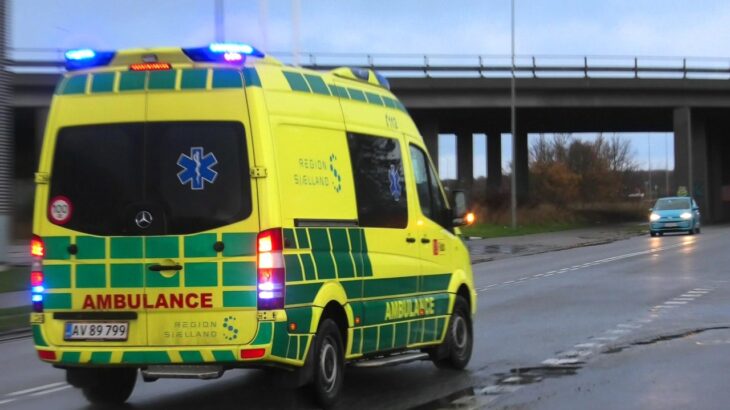 NEW CLIPS fire & rescue combivideo brandbil og ambulance i udrykning feuerwehr einsatzfahrt 緊急走行 消防車