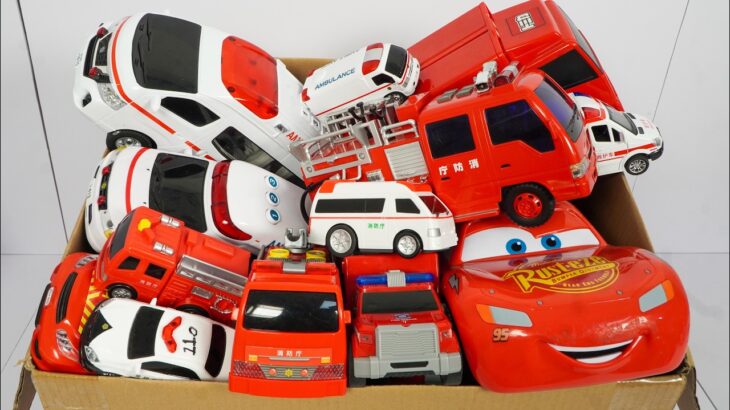 サイレン全開！消防車ミニカーが坂道を一気に走る☆緊急走行チャレンジ | Sirens On! Fire Truck Mini Cars Race Downhill | Emergency Test