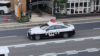 パトカー　緊急走行
