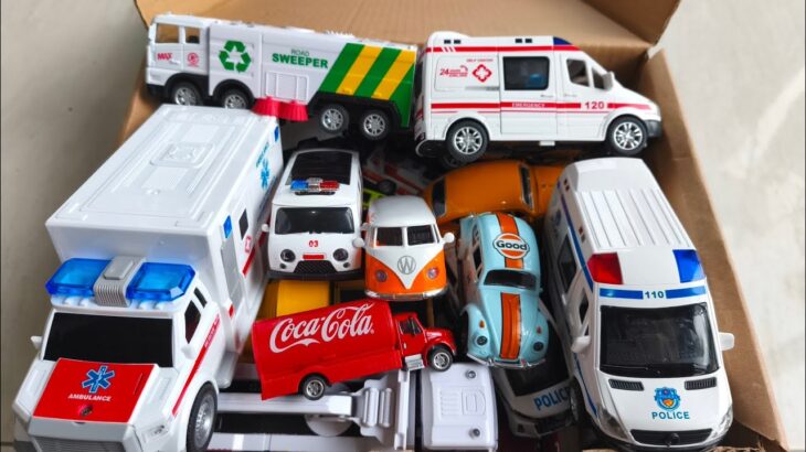 救急車のミニカー走る☆緊急走行テスト☆坂道走る｜ Ambulance miniature car runs! Emergensy driving test