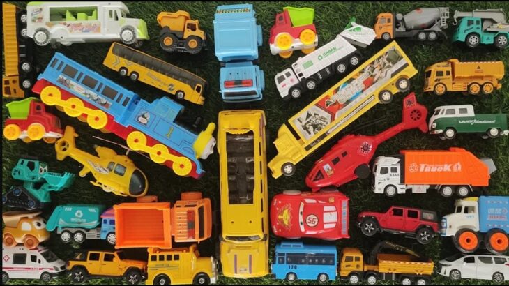 救急車のミニカー走る☆緊急走行テスト☆坂道走る｜ Ambulance miniature car runs! Emergensy driving test