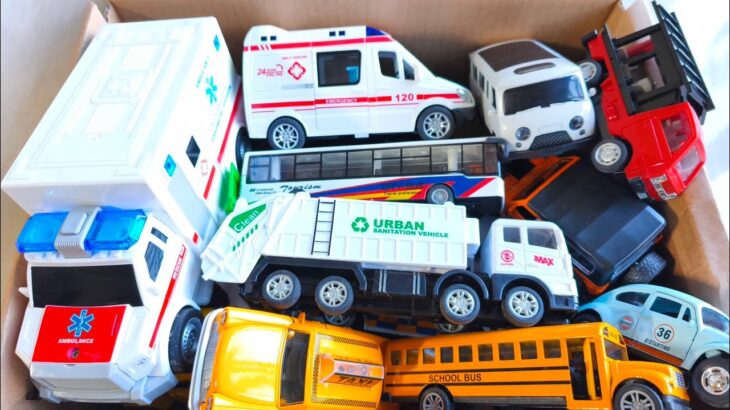 救急車のミニカー走る☆緊急走行テスト☆坂道走る｜ Ambulance miniature car runs! Emergensy driving test