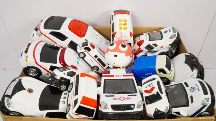 お外で救急車のミニカー走る！緊急走行テスト。坂道走る｜Ambulance minicar runs in an emergency around outside!