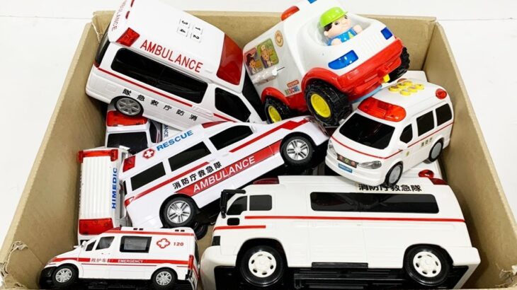 救急車のミニカーが走る! 緊急車両 坂道 サイレン音☆Miniature ambulance car running! Emergency vehicle hill siren sound