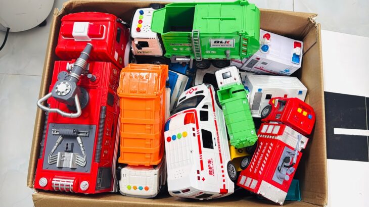 救急車のミニカー走る☆緊急走行テスト☆坂道走る｜ miniature car runs! Emergensy driving test