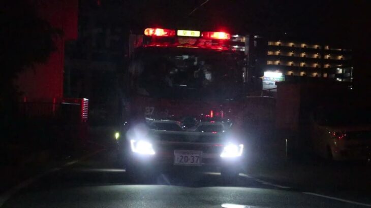 【緊急走行】福岡市消防局博多消防署堅粕出張所 ポンプ車&救助工作車