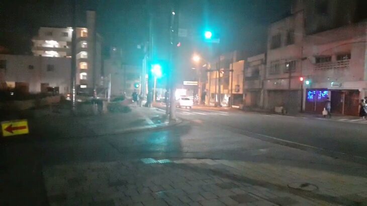 沖縄市　覆面パトカー緊急走行　コザ方面向け