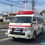 【緊急走行】住宅モードサイレンで緊急走行する救急車。枚方寝屋川消防組合　北山救急1