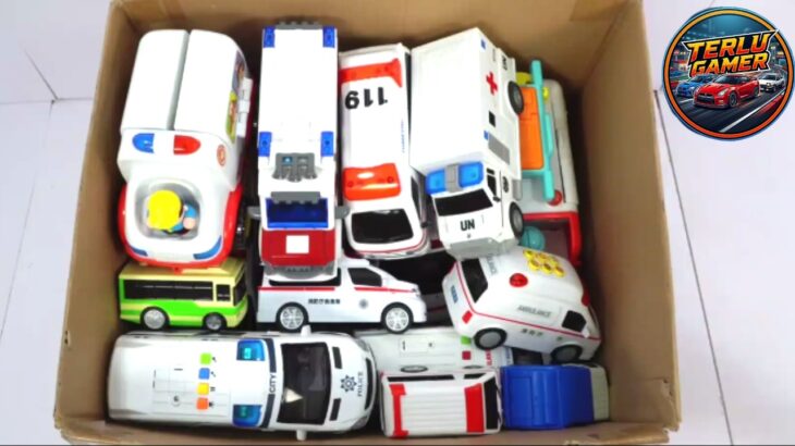 🚑救急車ミニカーが坂道を爆走！サイレン音付き緊急車両レース🔥 子供向けおもちゃ動画 Ambulance Toy Car
