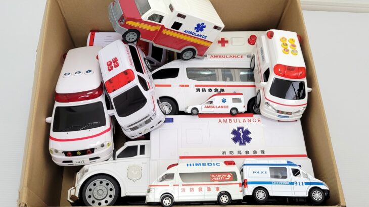 救急車のミニカー走る。緊急走行テスト！坂道走る☆ Ambulance miniature car runs! Emergency driving test, siren sounds!