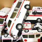 救急車のミニカー走る☆緊急走行テスト☆坂道走る｜ Ambulance miniature car runs! Emergensy driving test