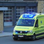 NYBORG AMBULANCE SYD (3584) i udrykning rettungswagen auf Einsatzfahrt 緊急走行 救急車