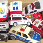 🚑救急車ミニカーが坂道を猛スピード走行！サイレン音つき緊急車両レース☆子供向けおもちゃ動画