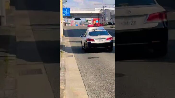 福岡県警緊急走行🚓